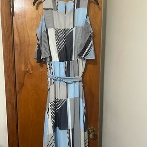 Stylish Blue and Gray Patterned Dress